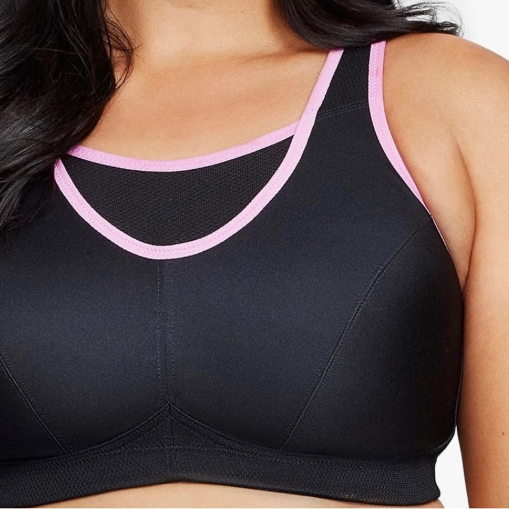 - Glamorise No-Bounce Full-Support Sport Bra 1066